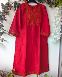 Women’s Kurti / Ethnic Top 
